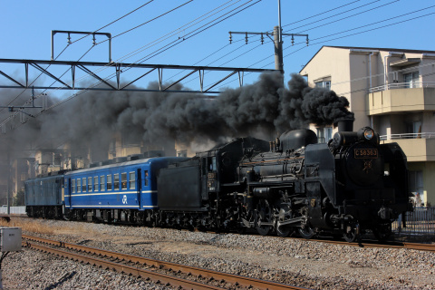 【JR東】C58-363＋オヤ12＋EF64-38 上越線内で試運転を井野駅付近で撮影した写真