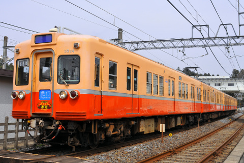 【京成】臨時列車『さよならリバイバルカラー赤電』運転を宗吾参道駅付近で撮影した写真
