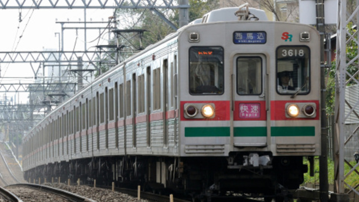 鉄道 高崎車両センターEF551