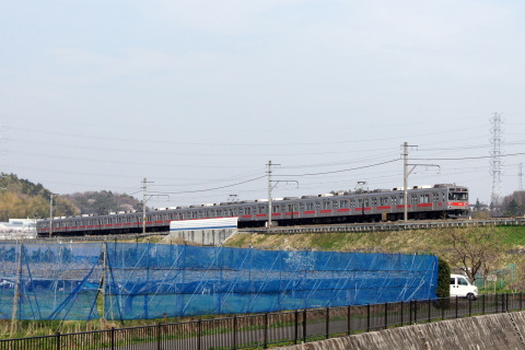 【東急】9000系9001F 長津田車両工場へ回送を長津田～恩田で撮影した写真