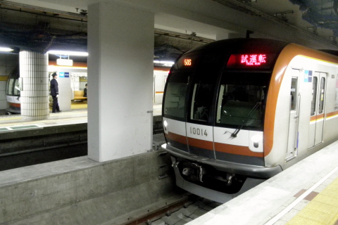 【メトロ】豊洲駅中線折り返し試運転の拡大写真