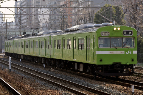 【JR西】103系ナラNS405編成 吹田総合車両所入場を東淀川駅で撮影した写真