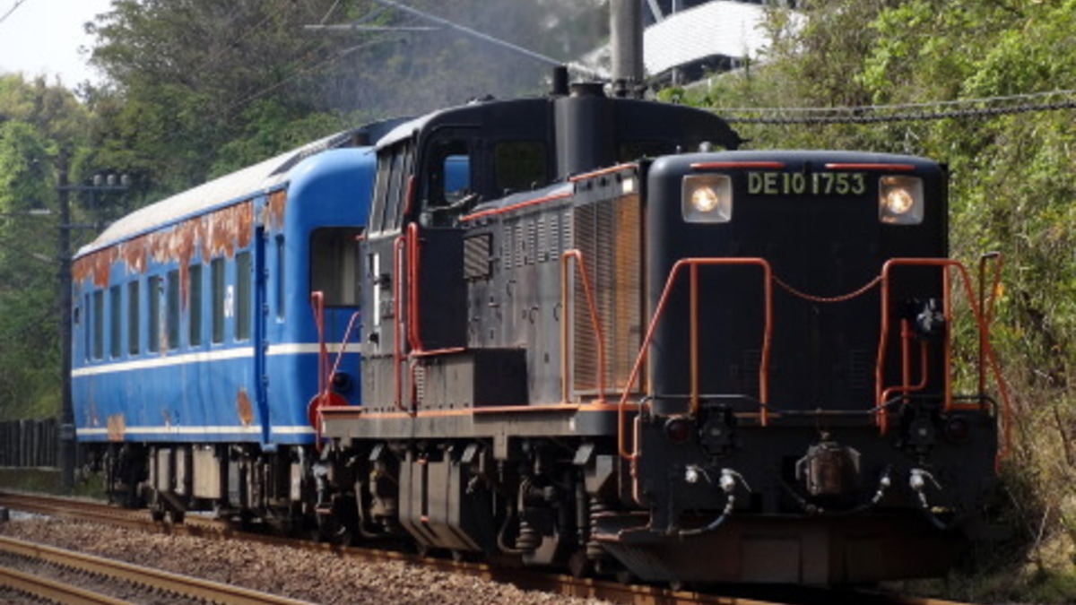 JR九】スハネフ14-11 小倉総合車両センター入場 |2nd-train鉄道