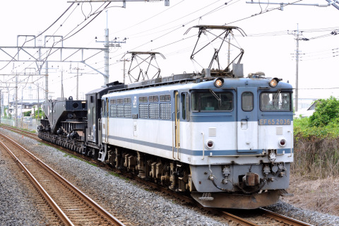 【JR貨】ヨ8692＋シキ611B1 隅田川へ回送を新三郷駅で撮影した写真