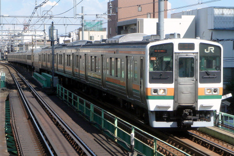 【JR東】211系タカC5編成 常磐快速線～常磐貨物線で試運転を三河島駅で撮影した写真