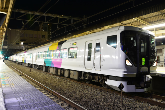 【JR東】特急「外房初日の出1・2号」運転を国分寺駅で撮影した写真