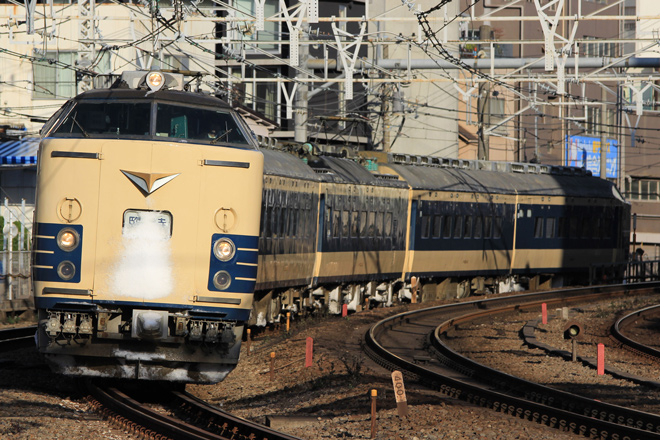 【JR東】583系アキN1＋N2編成使用 団体臨時列車運転を恵比寿～大崎間で撮影した写真