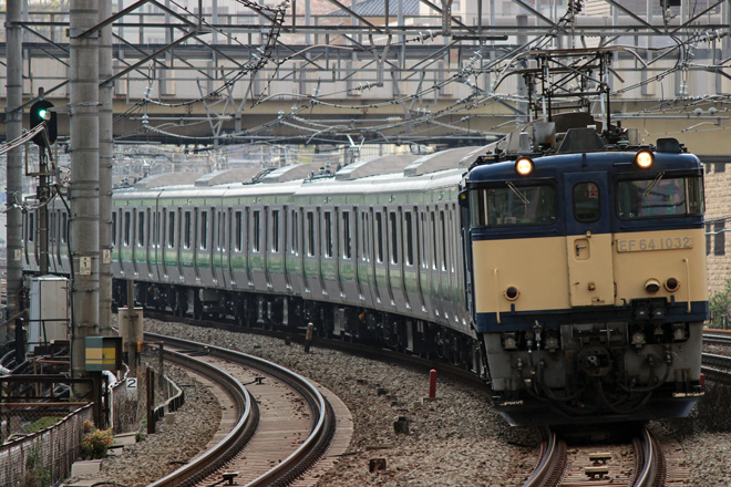 【JR東】E233系6000番代H008編成配給を五反田駅で撮影した写真