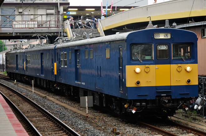 【JR西】クモヤ145-1201 吹田総合車両所本所出場を茨木駅で撮影した写真