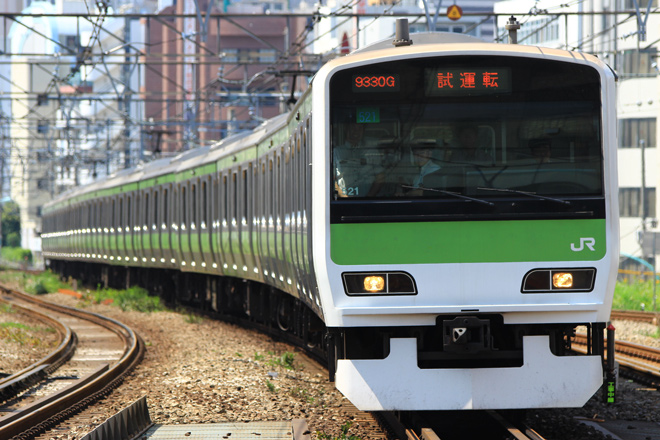 【JR東】E231系500番代トウ521編成試運転実施を恵比寿駅で撮影した写真