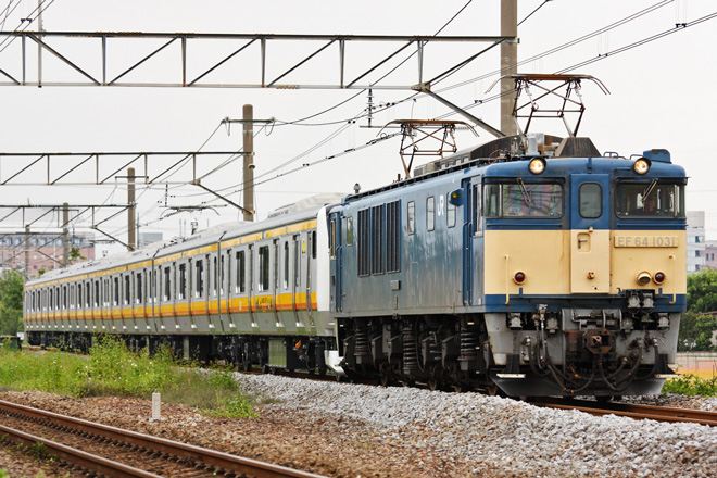 【JR東】南武線用E233系8000番台ナハN5編成 配給輸送の拡大写真