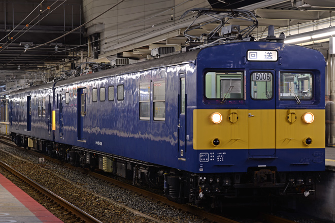 【JR西】クモヤ145-1126吹田総合車両所出場回送を尼崎駅で撮影した写真
