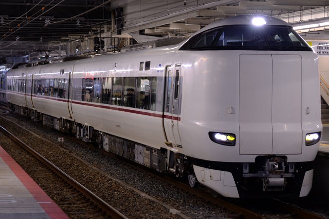 【JR西】287系 吹田総合車両所本所出場を尼崎駅で撮影した写真