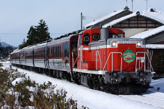 【JR東】DLクリスマストレイン号運転の拡大写真