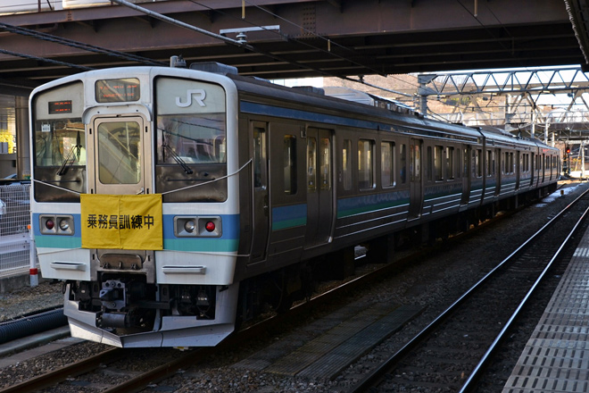 【JR東】211系N320編成 乗務員訓練を甲府駅で撮影した写真