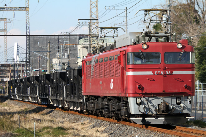 【JR東】EF81-98牽引水戸ホキ工臨を金町〜新小岩操間で撮影した写真