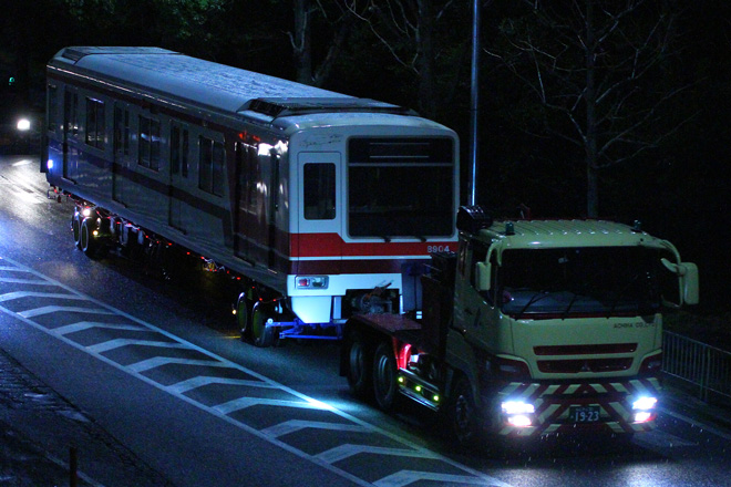 【北急】8000形8004F 廃車陸送を大阪府内で撮影した写真