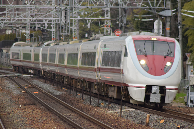 【JR西】元北越急行車スノーラビット塗装方転回送を山崎駅で撮影した写真