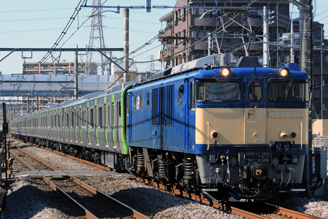 【JR東】E235系トウ01編成 大崎へ配給輸送の拡大写真