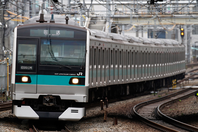 【JR東】E233系マト6編成 東京総合車両センター出場を渋谷駅で撮影した写真
