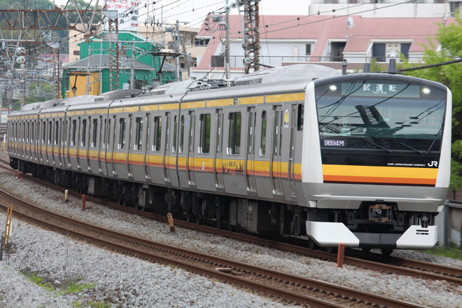 【JR東】E233系ナハN5編成 東海道線貨物線試運転を戸塚駅で撮影した写真
