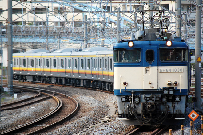 【JR東】E233系8000番台ナハN18編成 配給輸送の拡大写真