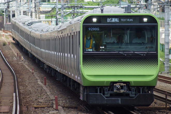 【JR東】E235系トウ01編成 山手線試運転の拡大写真
