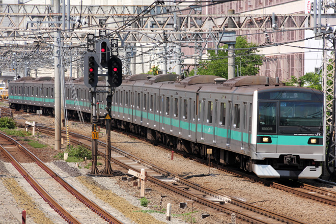【JR東】E233系マト10編成 東京総合車両センター入場を池袋～新宿間で撮影した写真