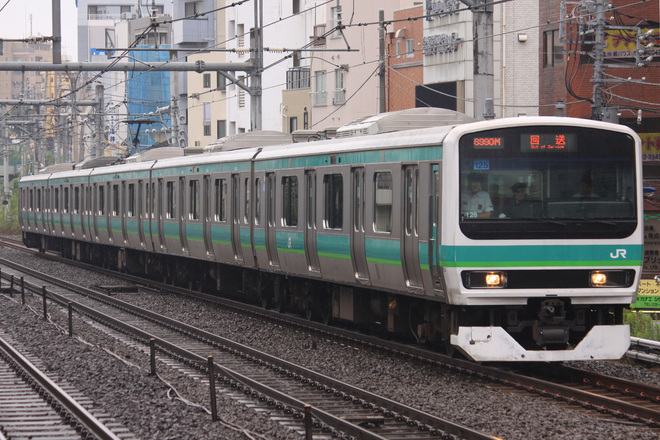 【JR東】E231系マト125編成 東京総合車両センター入場を駒込駅で撮影した写真