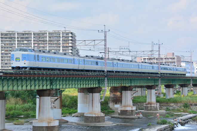 【JR東】189系M50編成による特急あずさ79号運転を立川～日野間で撮影した写真