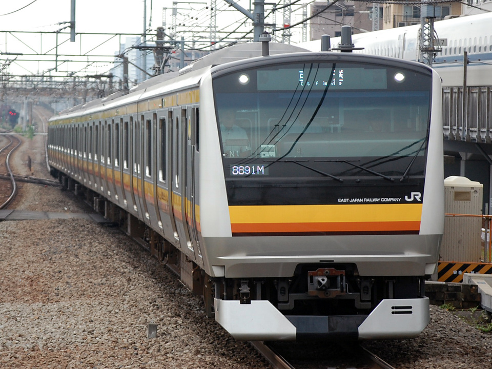 【JR東】 E233系8000番台 N1編成 東京総合車両センターへの拡大写真