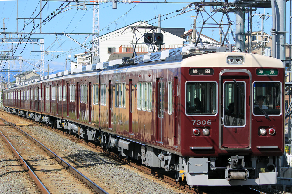 【阪急】7300系7306Fリニューアル編成で運用復帰の拡大写真