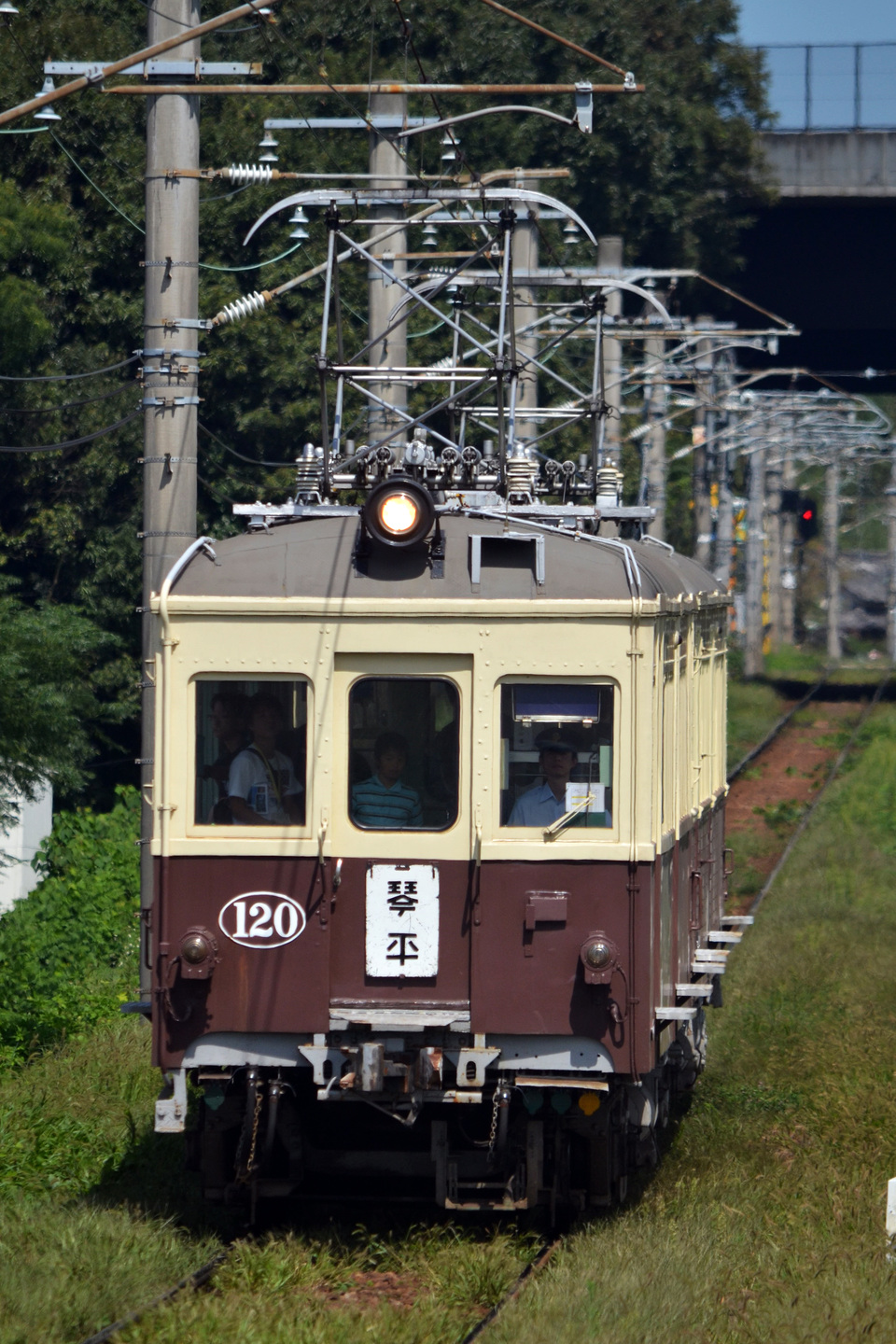 【ことでん】レトロ電車特別運行9月版の拡大写真