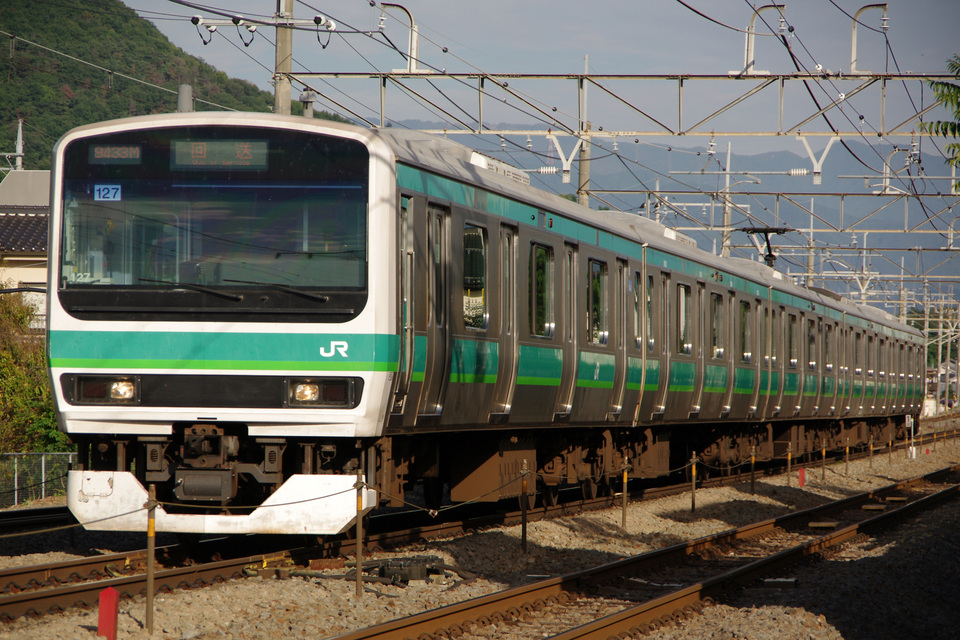 【JR東】E231系マト127編成 長野総合車両センターへ回送の拡大写真