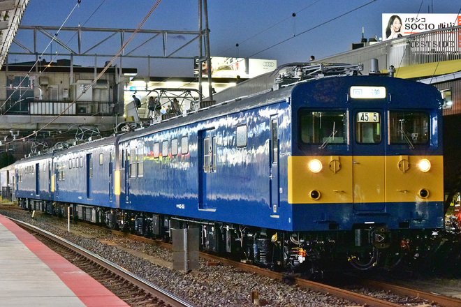 【JR西】クモヤ145-1051 吹田総合車両所出場を茨木駅で撮影した写真