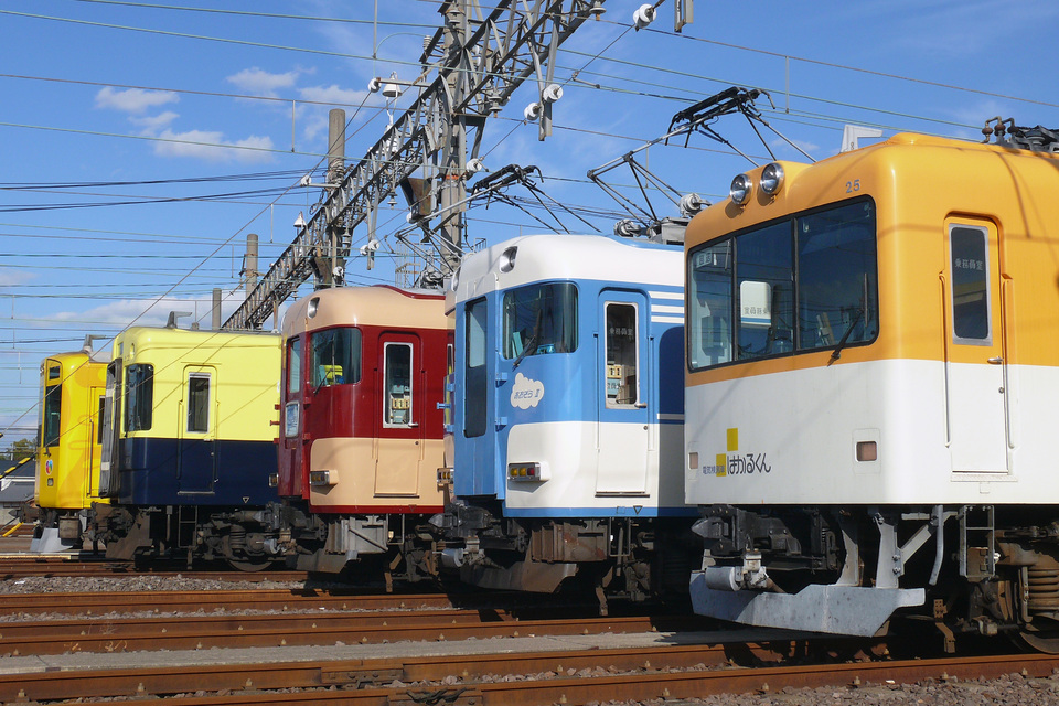 【近鉄】きんてつ鉄道まつり2015開催の拡大写真