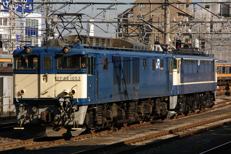 【JR東】EF65-1107 長野へ廃車配給の拡大写真