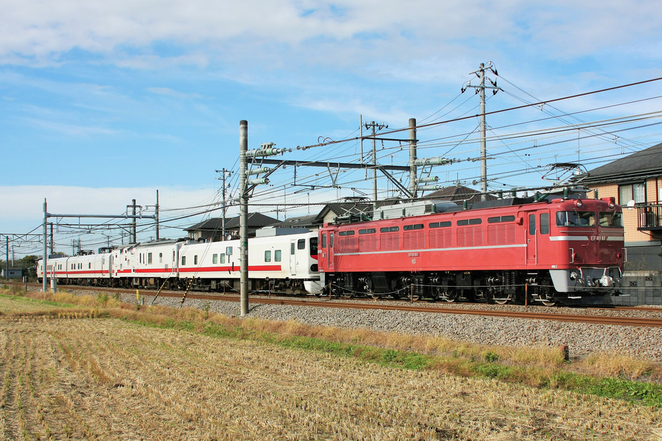 【JR東】EF81-81牽引のEast i-D+マヤ50-5001回送の拡大写真