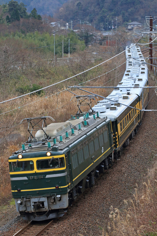 【JR西】「サロンカーなにわ」による団体臨時列車運転を新疋田～敦賀間で撮影した写真