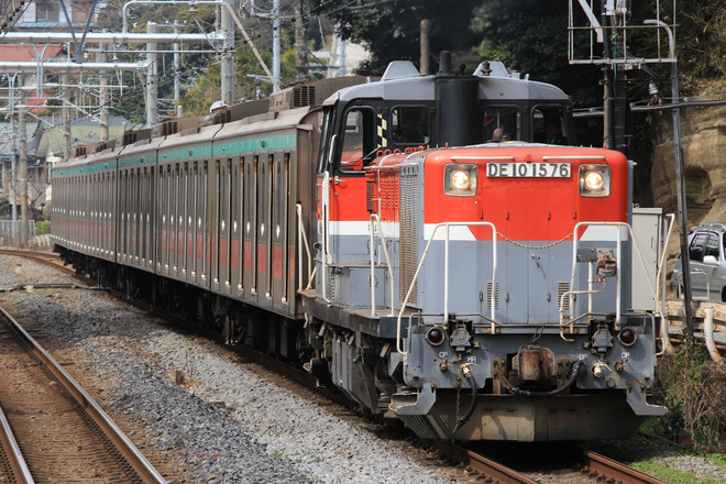 【東急】5000系中間車 甲種輸送を北鎌倉駅で撮影した写真