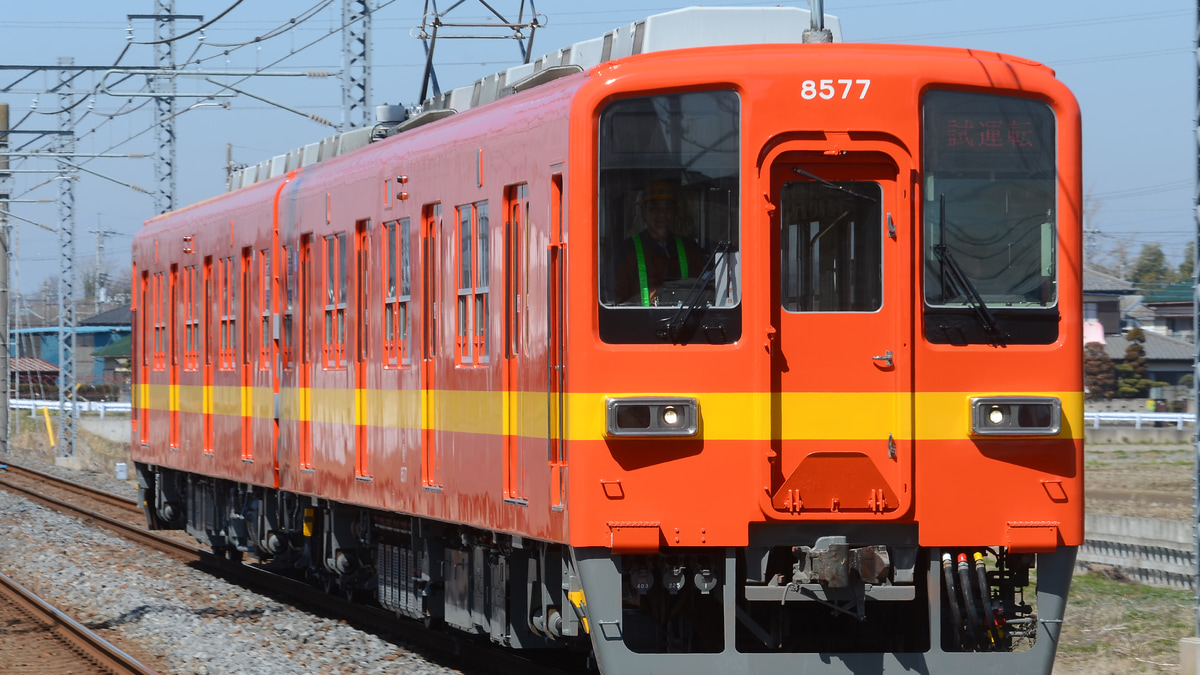 riyatao専用 東武】8000系8577F 出場試運転(昭和30年代の標準色リバイバル塗装