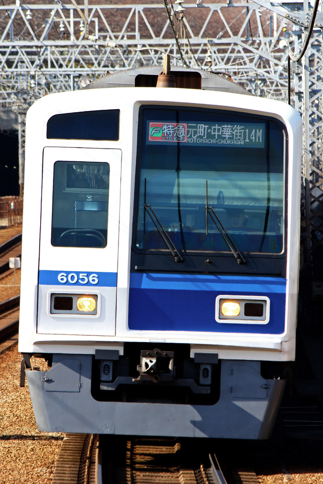 【メトロ】Fライナー運転開始 ダイヤ改正を多摩川駅で撮影した写真