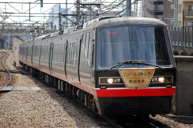 【JR東】リゾート踊り子号の送り込み回送の経路変更を武蔵小杉駅で撮影した写真