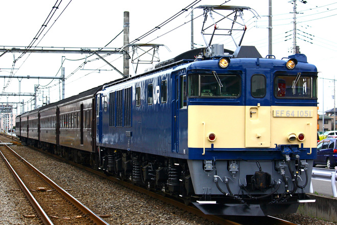 【JR東】旧型客車 快速レトロふくしま花見山号送り込みを北上尾駅で撮影した写真