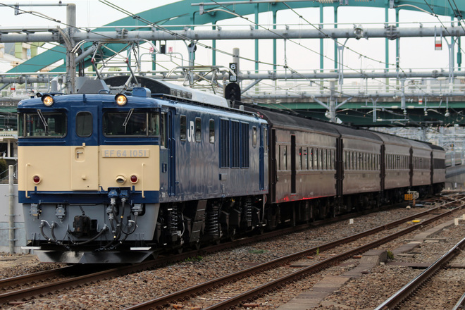 【JR東】旧型客車 快速レトロふくしま花見山号送り込みを大宮駅で撮影した写真