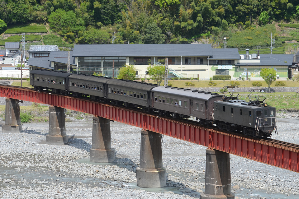 【大鐵】電気機関車牽引 長距離鈍行列車ツアーの拡大写真