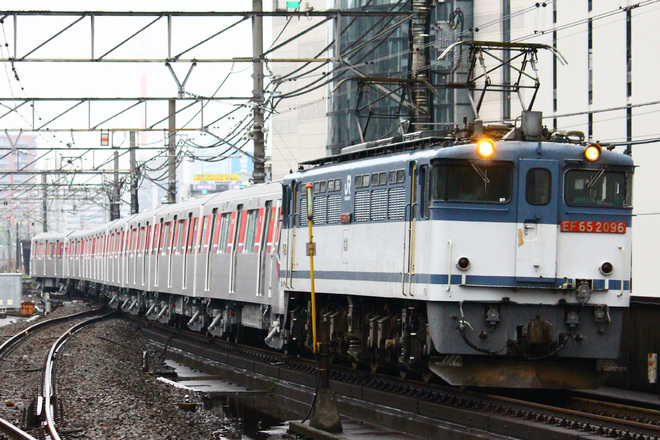 【都営】12-600形12-671F 甲種輸送 を桜木町駅で撮影した写真