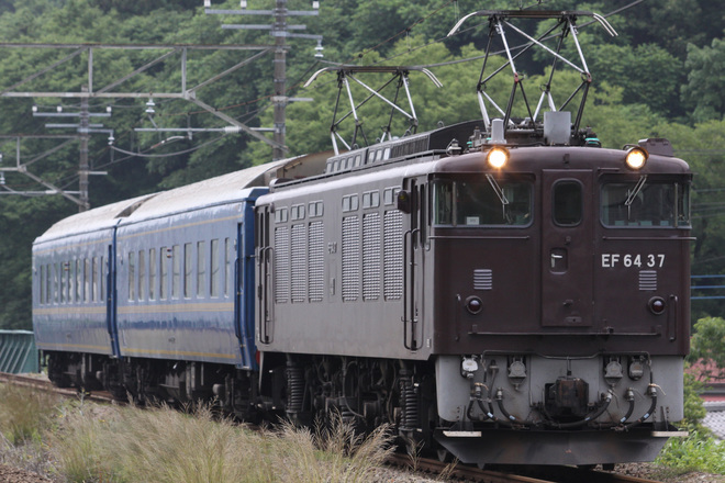 【JR東】オロハネ25-502・503廃車回送を高尾～相模湖間で撮影した写真