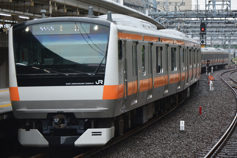 【JR東】E233系H59編成東京総合車両センター出場の拡大写真