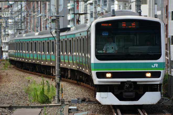 【JR東】E231系マト106編成 東京総合車両センター入場を恵比寿駅で撮影した写真